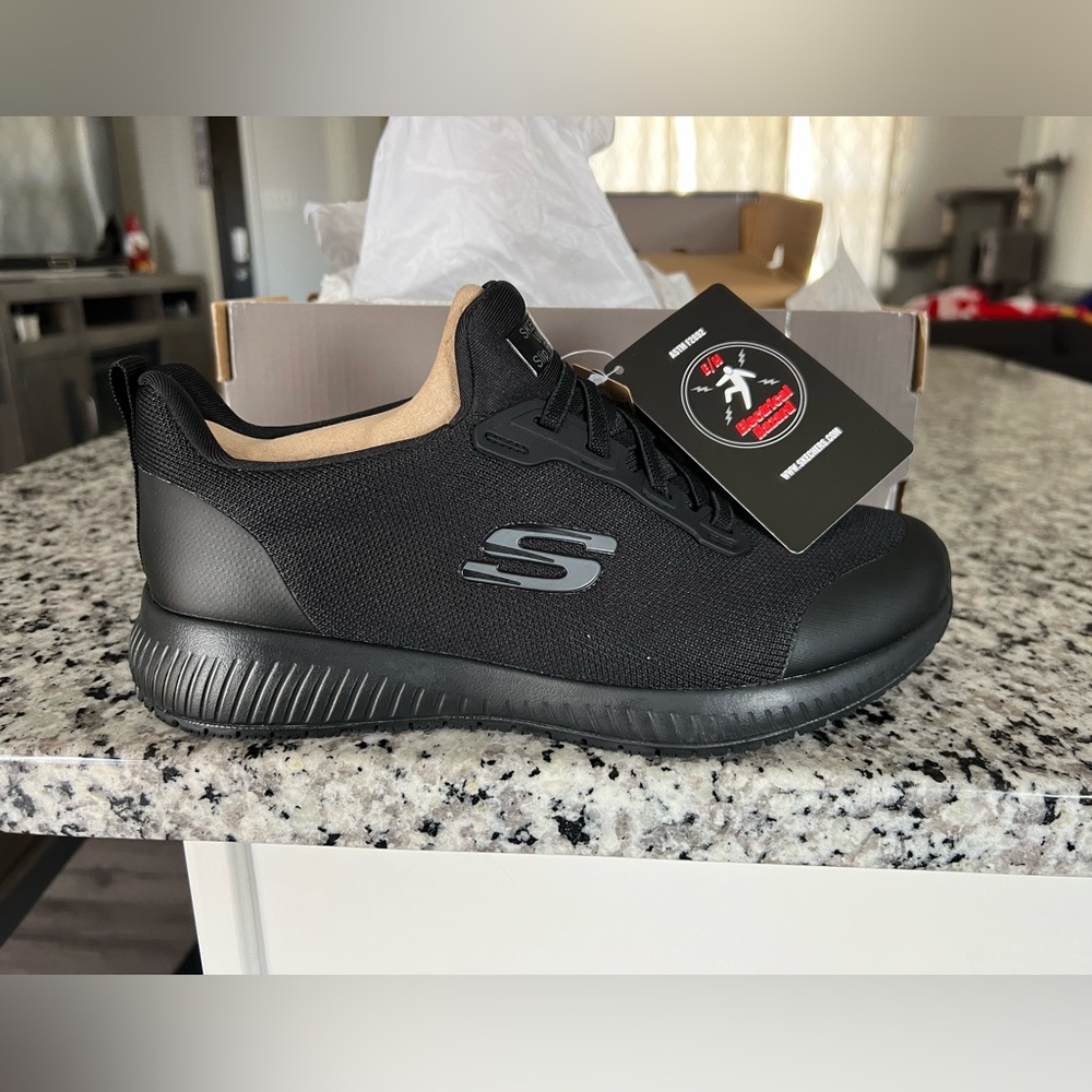 Sketchers non slip Shoes